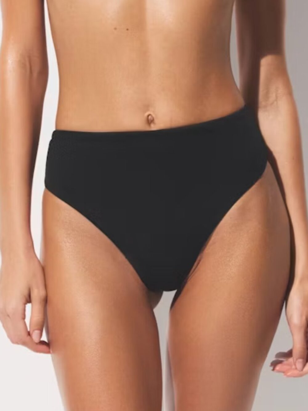 NEW Skims Bikini Bottom in Dark Brown
